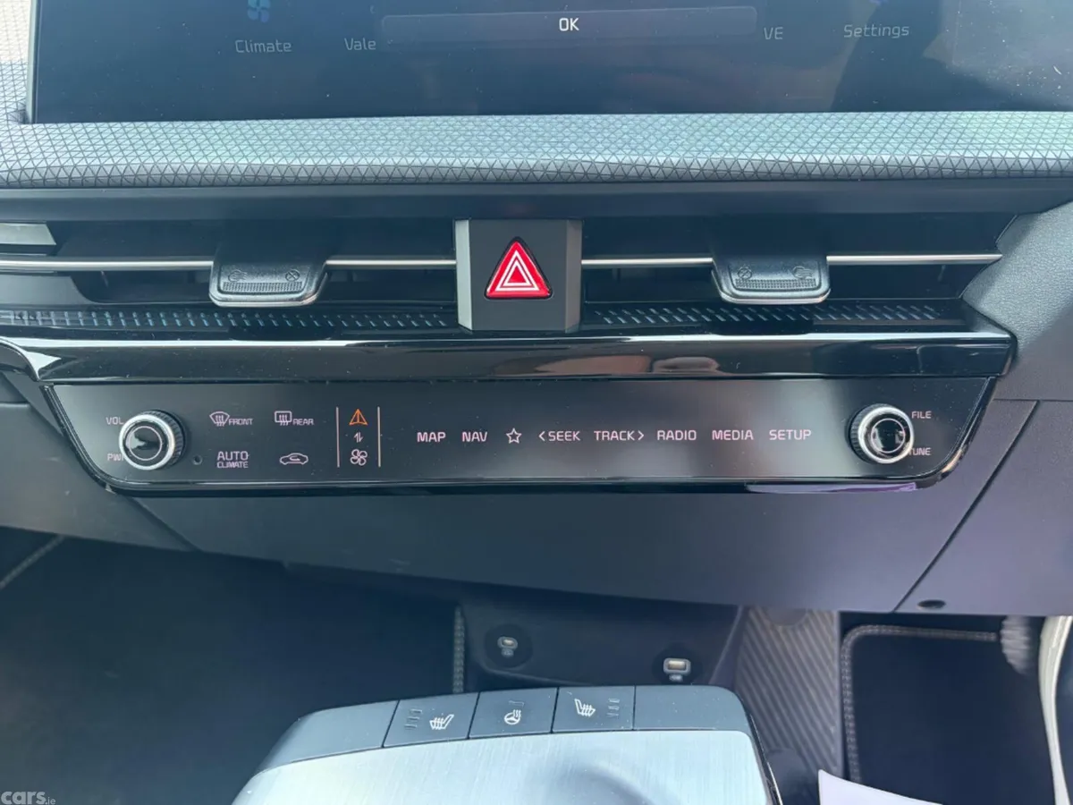 Kia EV6 MPV, Electric, 2022, Blue