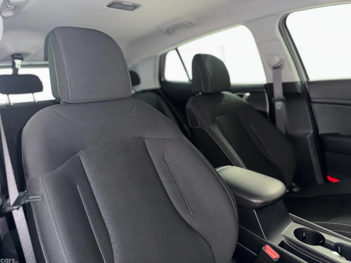 Kia Sportage MPV, Diesel Hybrid, 2026, Grey