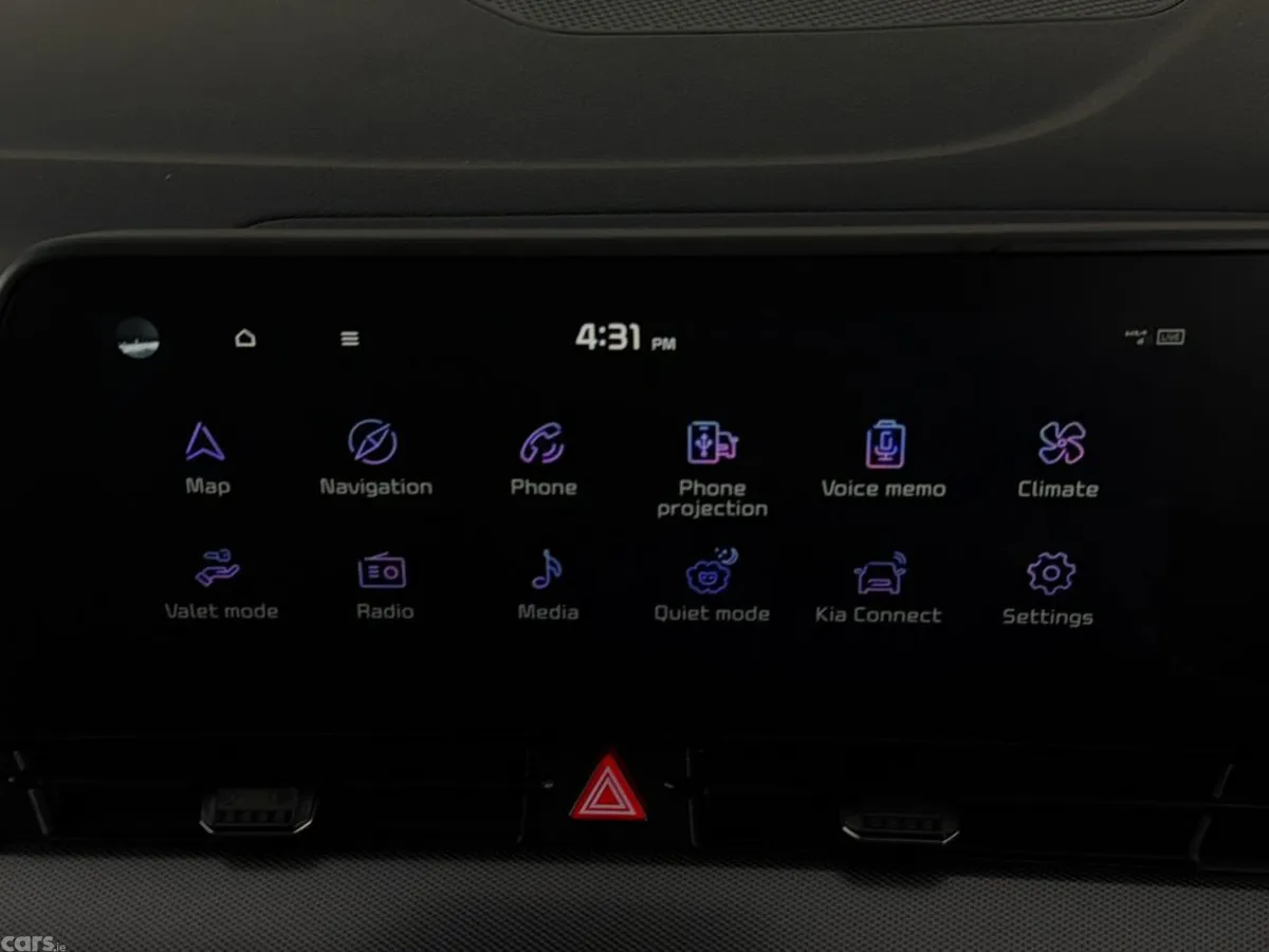 Kia Sportage SUV, Diesel Hybrid, 2023, Red