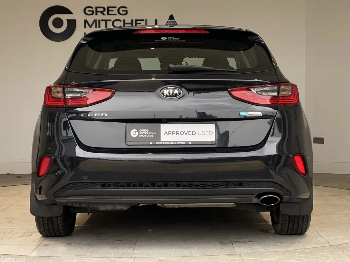 Kia Ceed Hatchback, Diesel Hybrid, 2021, Black