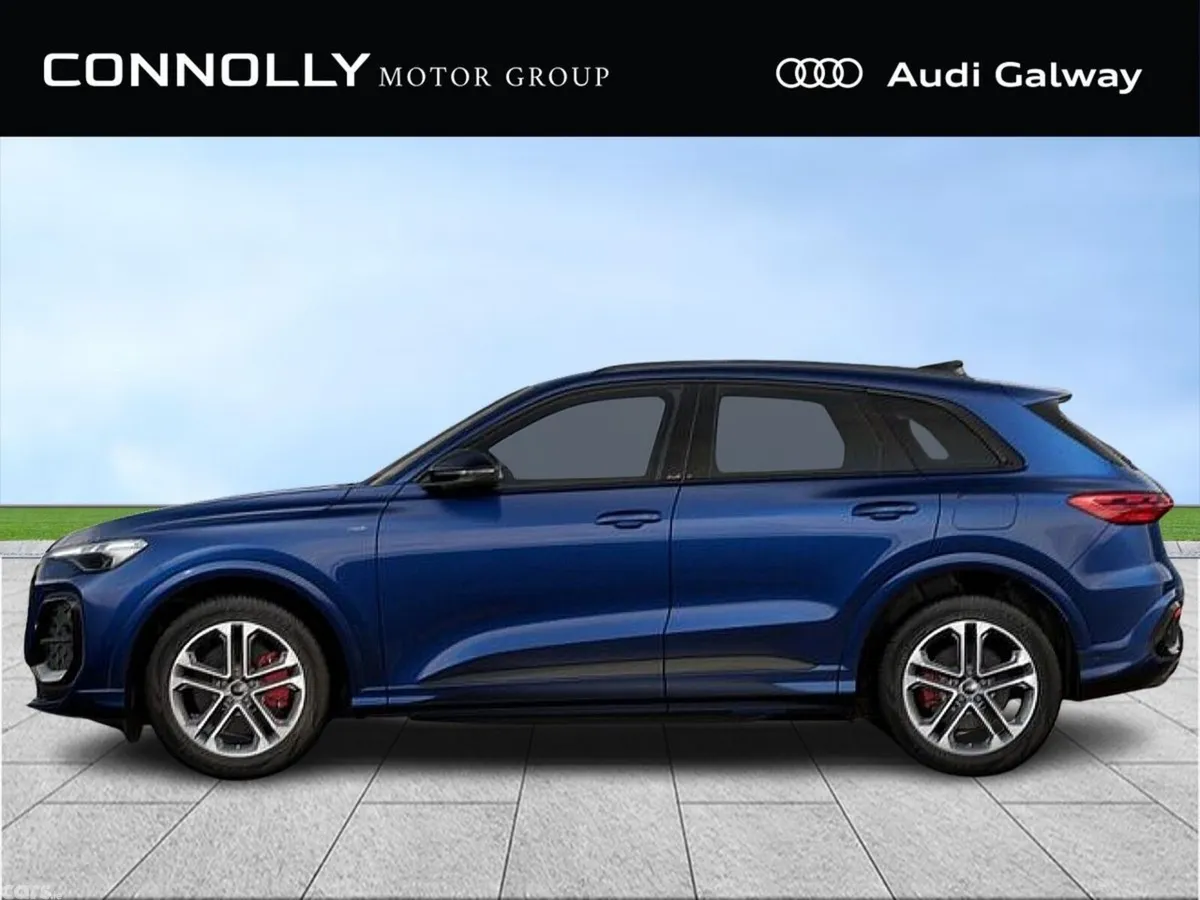 Audi Q5 SUV, Petrol Plug-in Hybrid, 2027, Blue