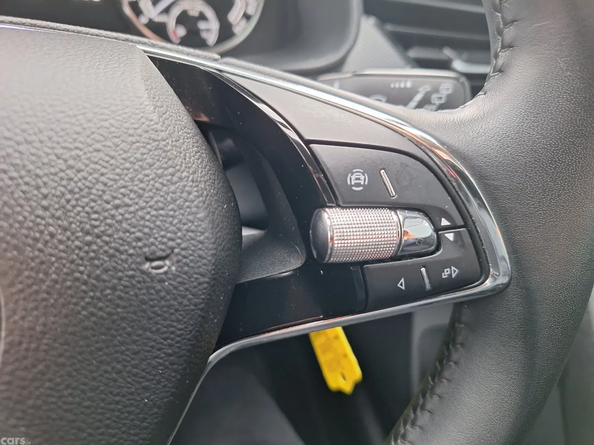 Skoda Kamiq Hatchback, Petrol, 2024, Grey
