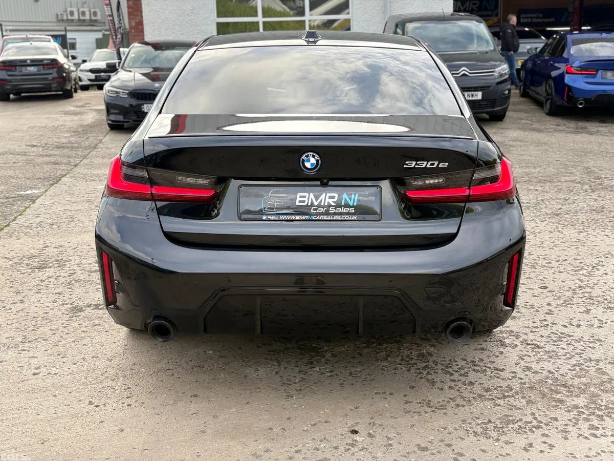 BMW 3-Series Saloon, Petrol Hybrid, 2023, Black
