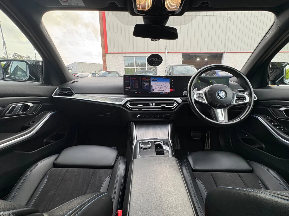 BMW 3-Series Saloon, Petrol Hybrid, 2023, Black