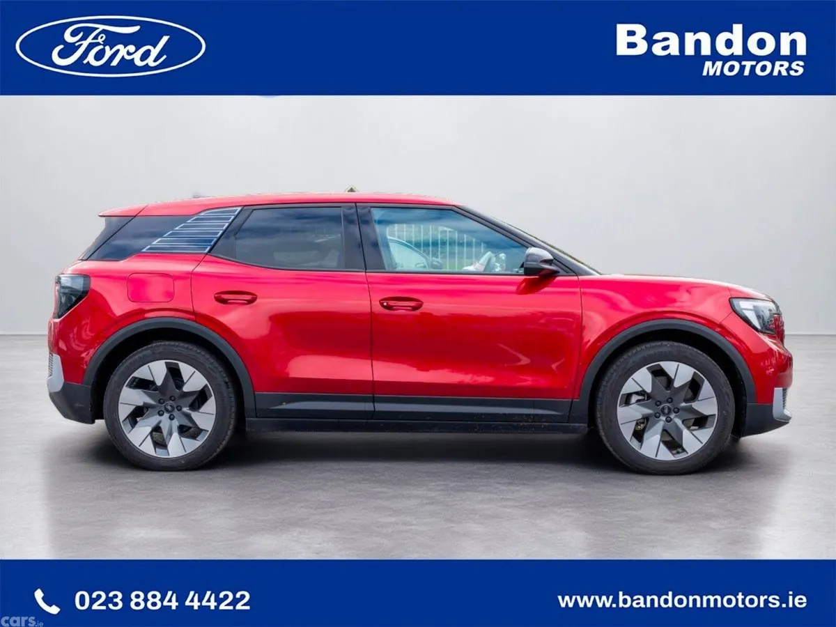 Ford Explorer MPV, Electric, 2026, Red