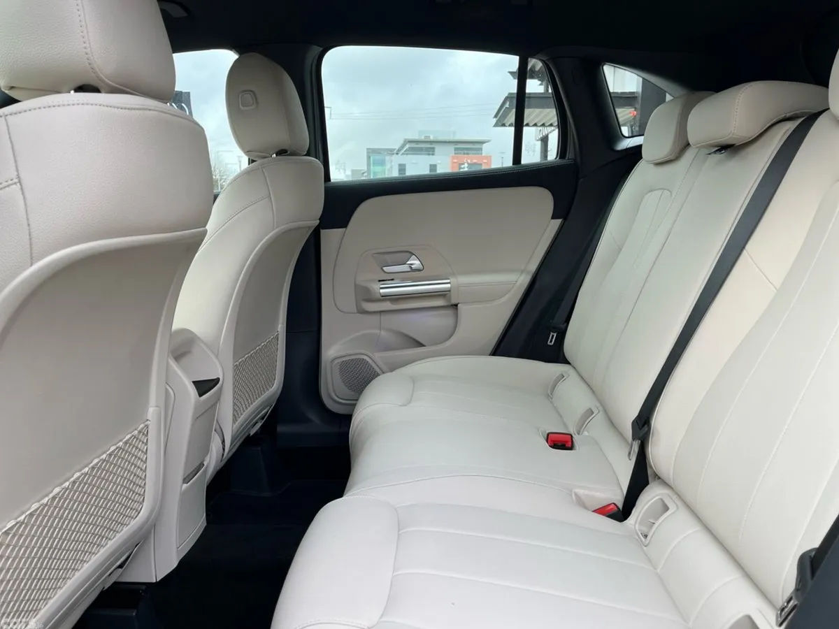 Mercedes-Benz GLA SUV, Diesel, 2026, Grey