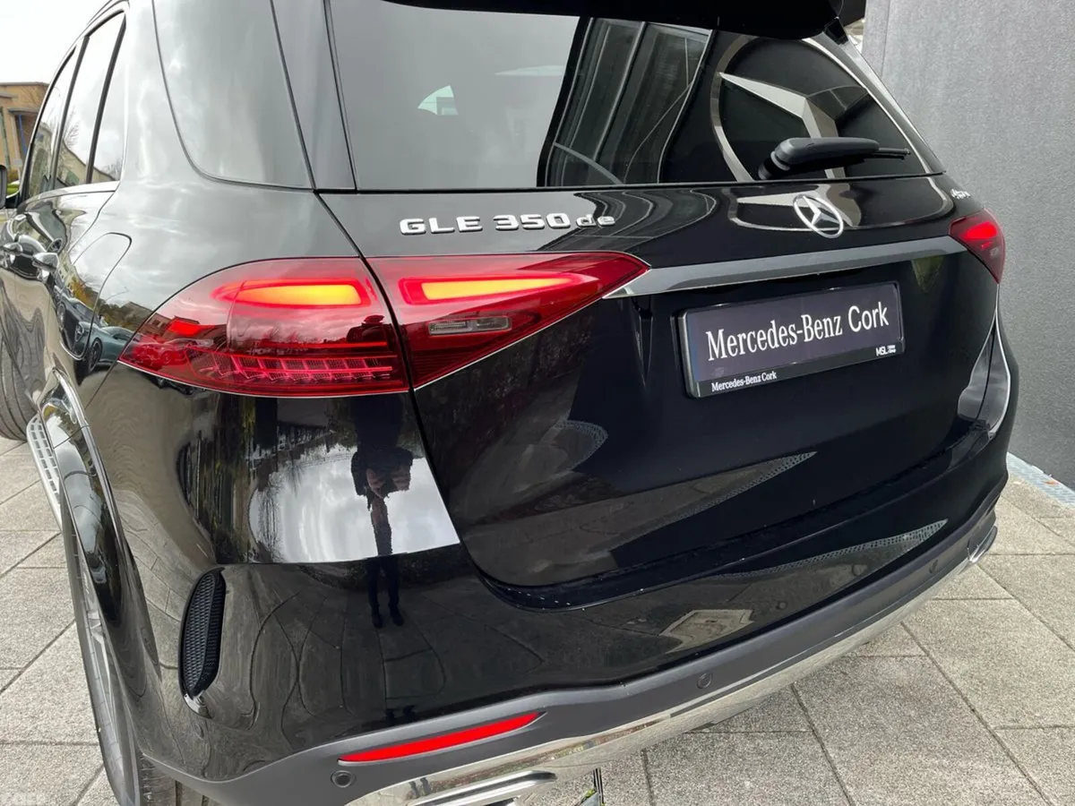 Mercedes-Benz GLE SUV, Diesel Plug-in Hybrid, 2026, Black