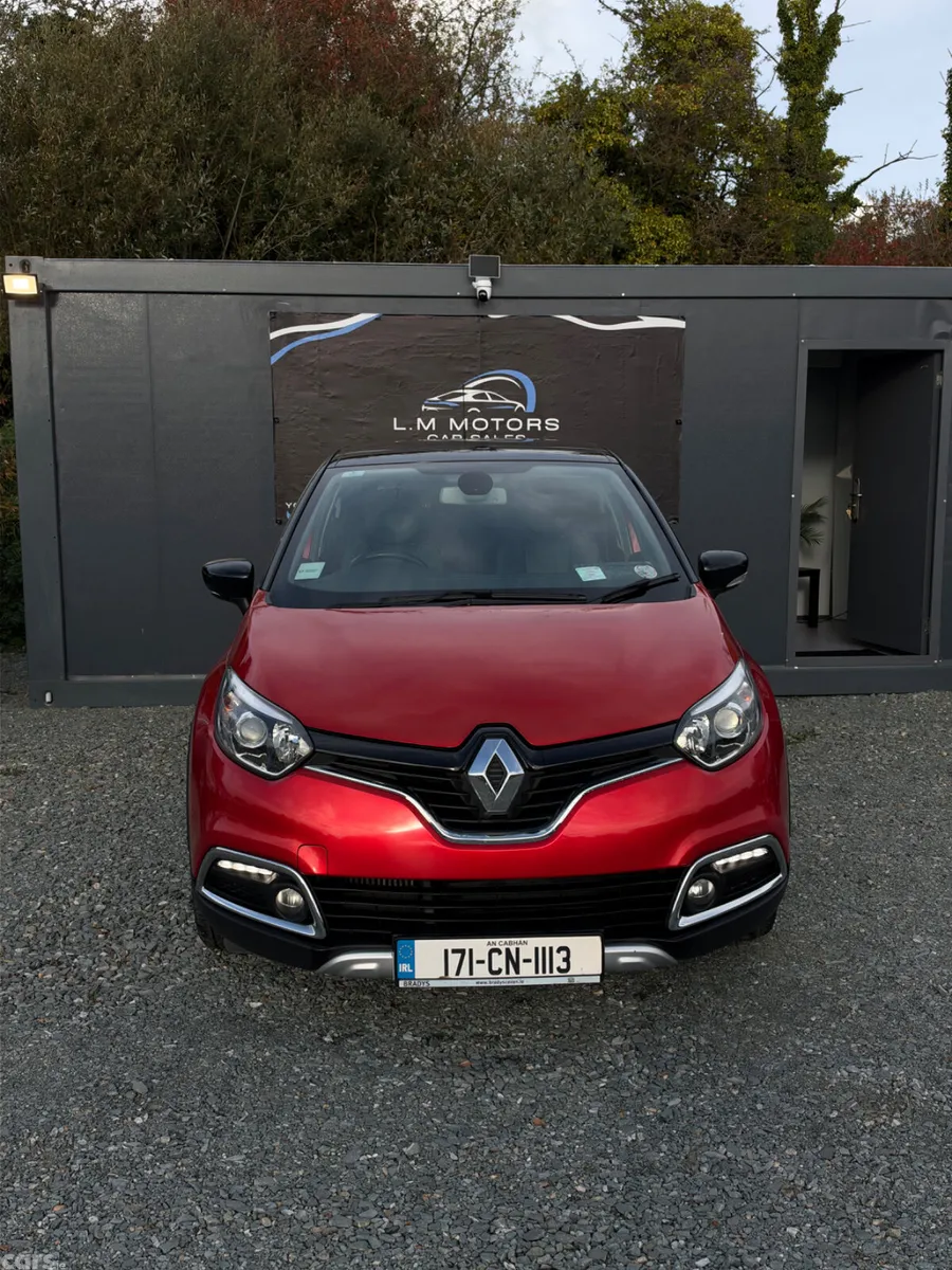 Renault Captur Hatchback, Diesel, 2017, Red