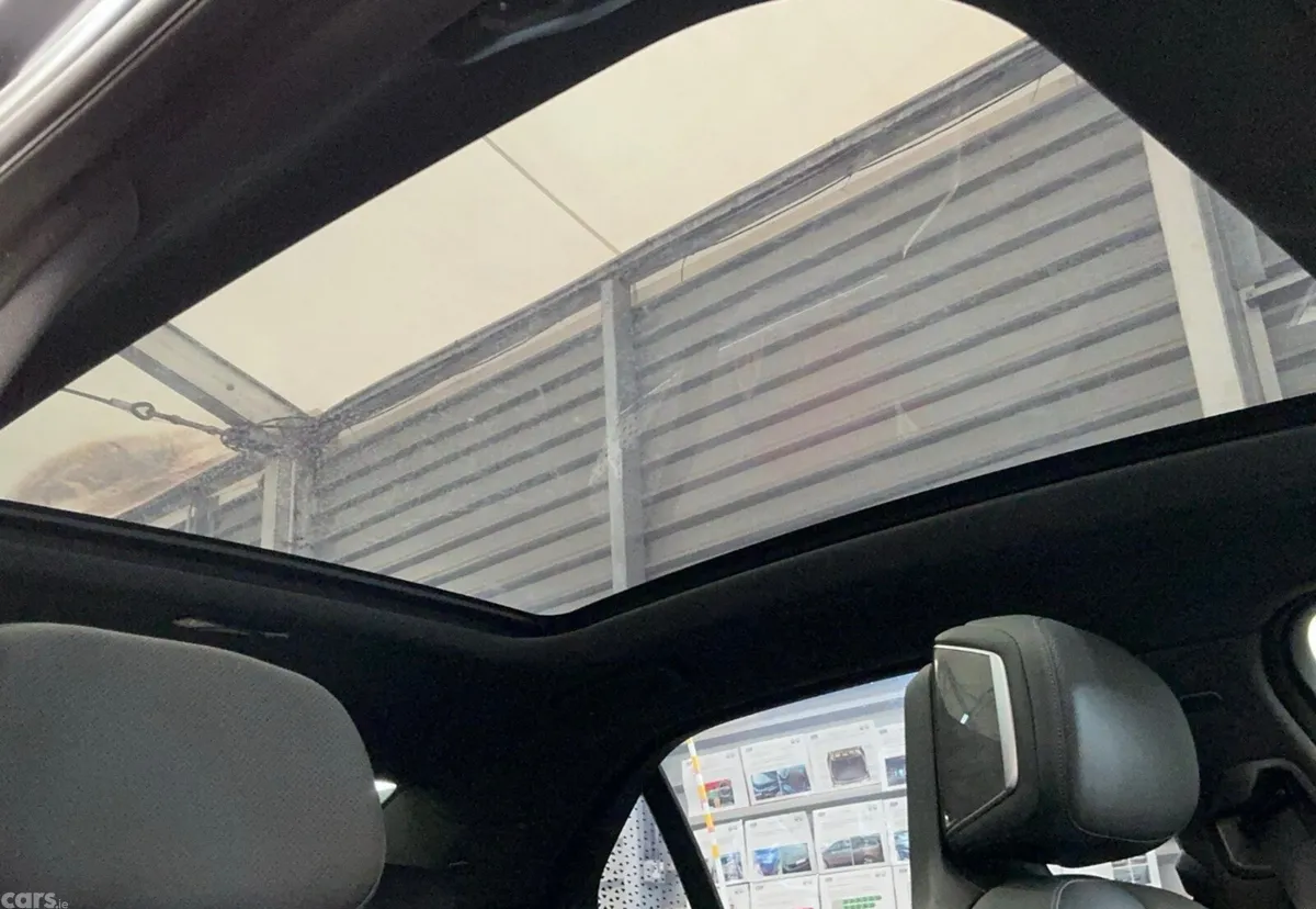 BMW i7 Saloon, Electric, 2024, Grey