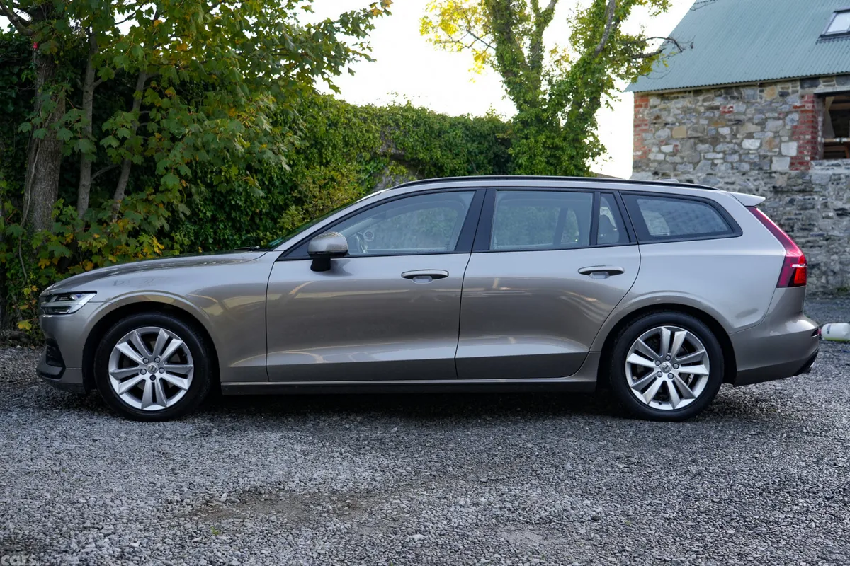 Volvo V60 Estate, Diesel, 2018, Grey