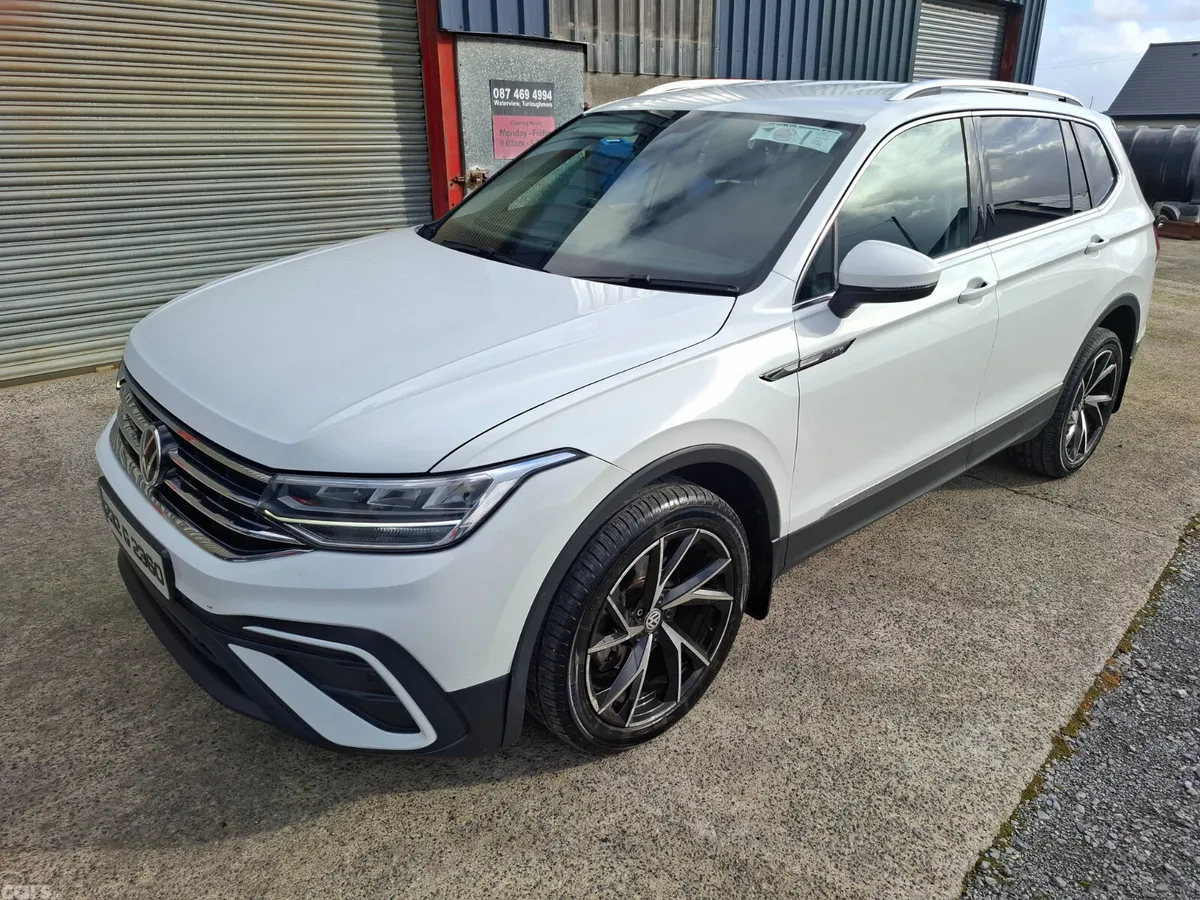 Volkswagen Tiguan SUV, Petrol, 2023, White