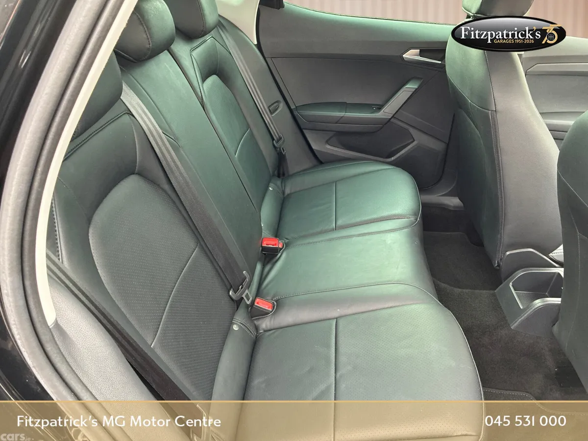 SEAT Arona SUV, Petrol, 2023, Black