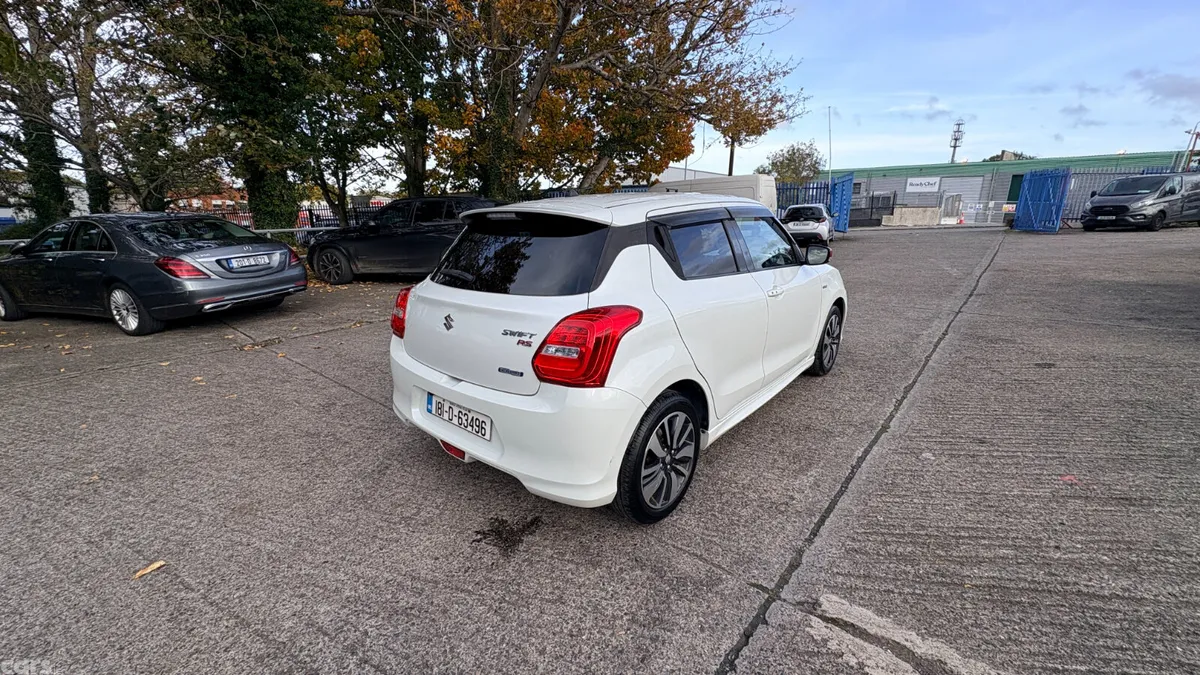 Suzuki Swift Hatchback, Petrol Hybrid, 2018, White