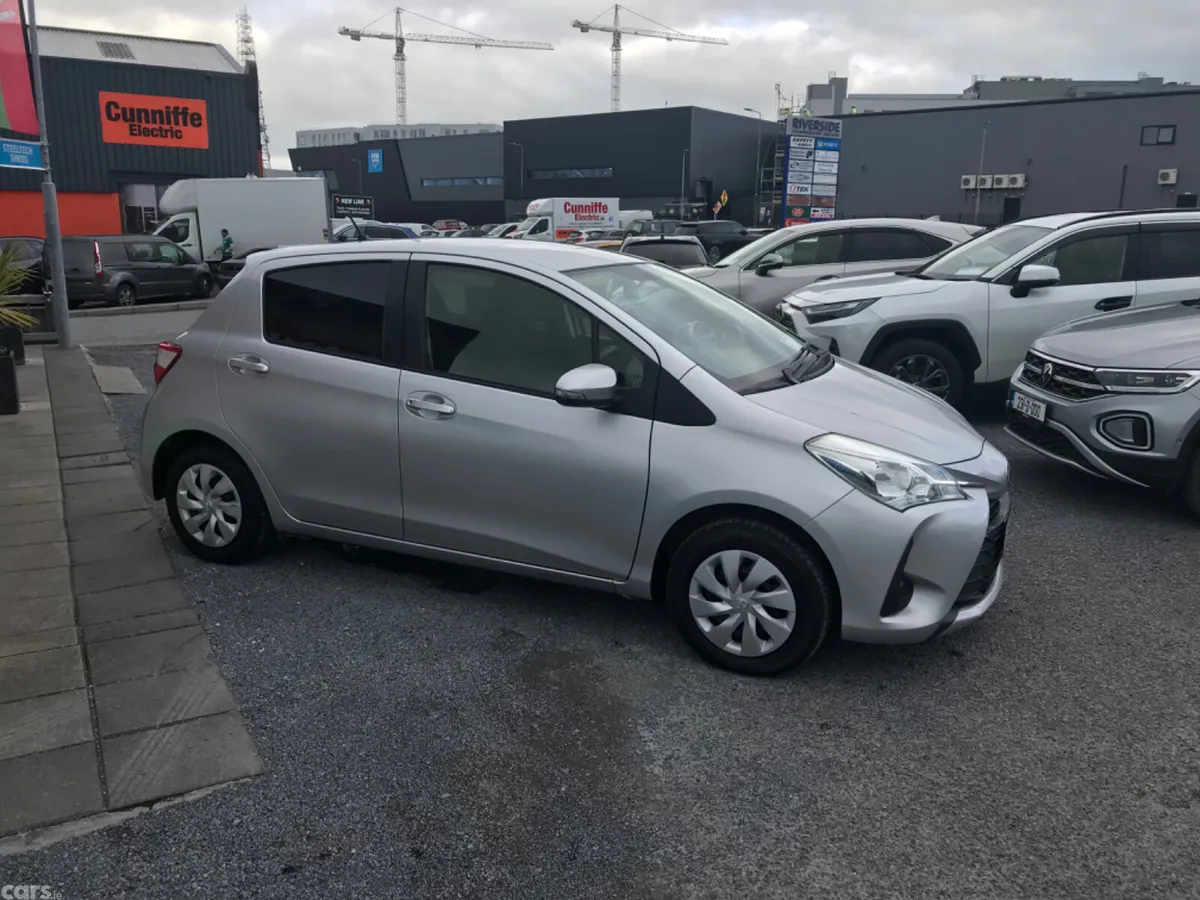 Toyota Vitz Hatchback, Petrol, 2018, Silver