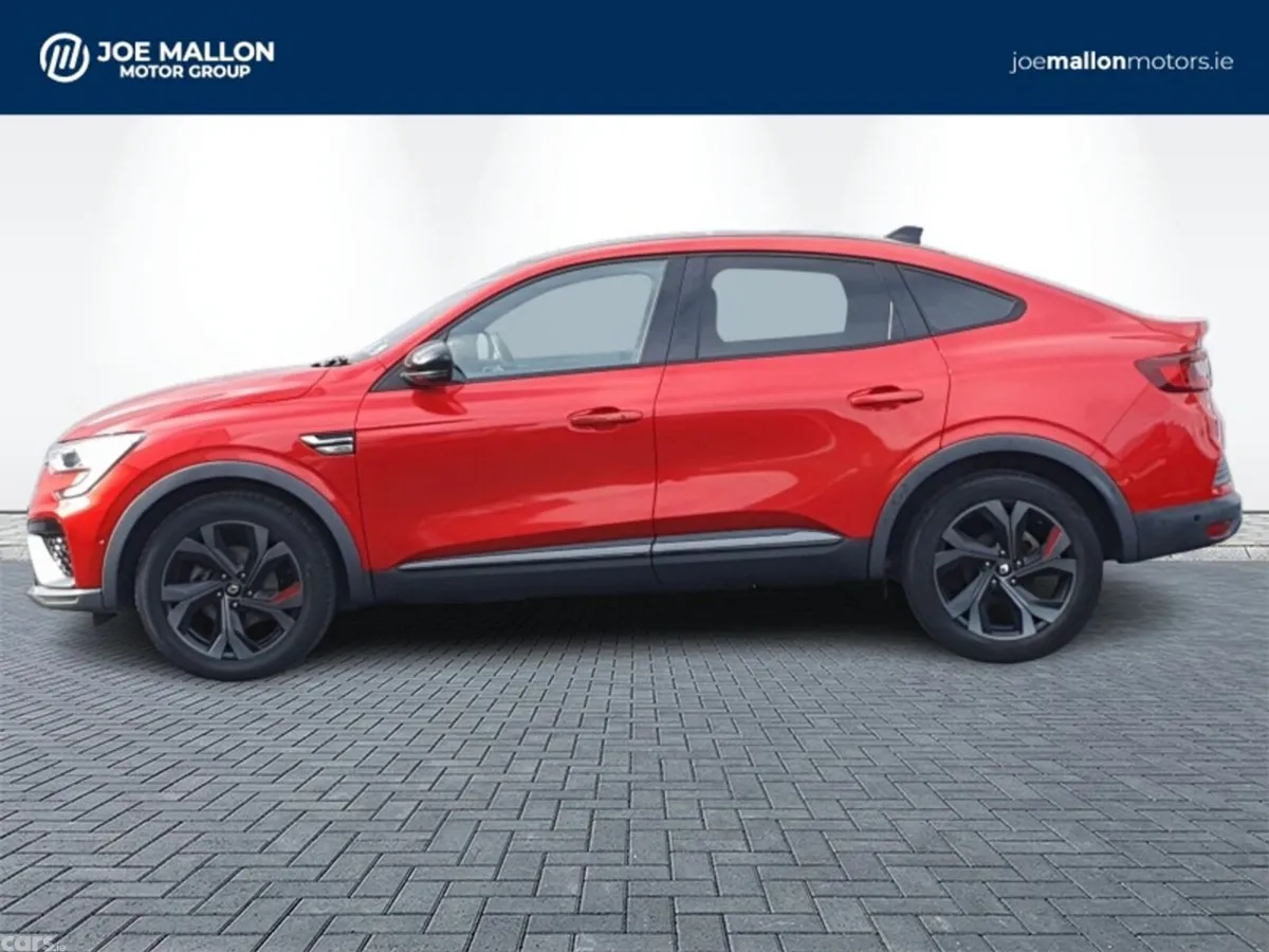 Renault Arkana Hatchback, Petrol, 2022, Red