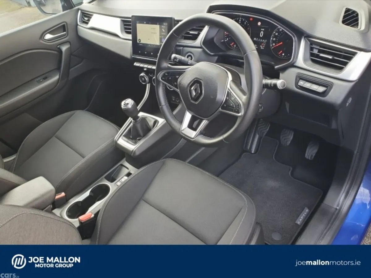 Renault Captur Hatchback, Petrol, 2020, Blue