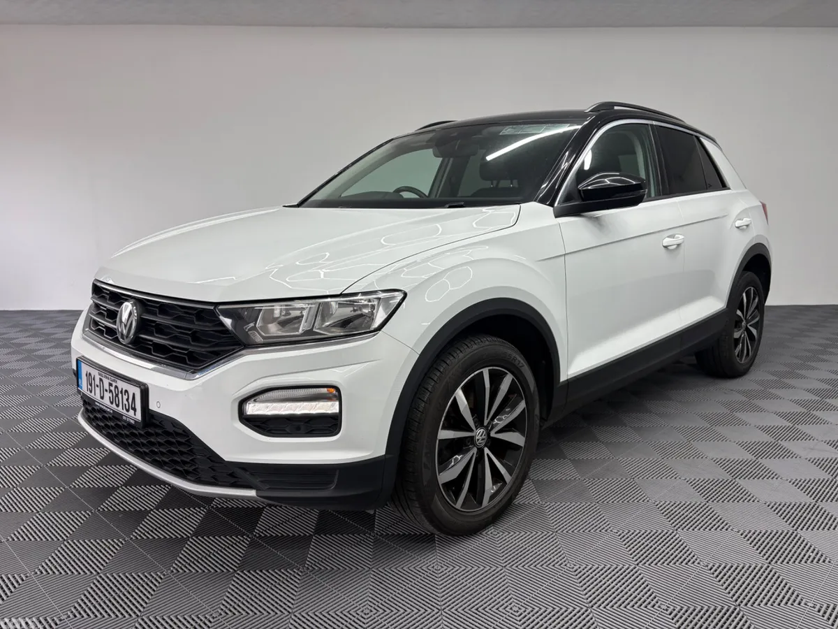 Volkswagen T-Roc SUV, Petrol, 2019, White