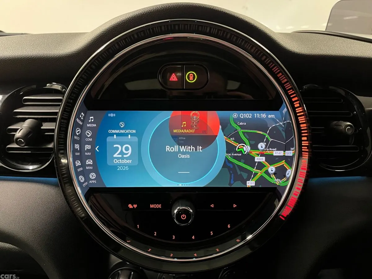 Mini Cooper Hatchback, Electric, 2023, Blue