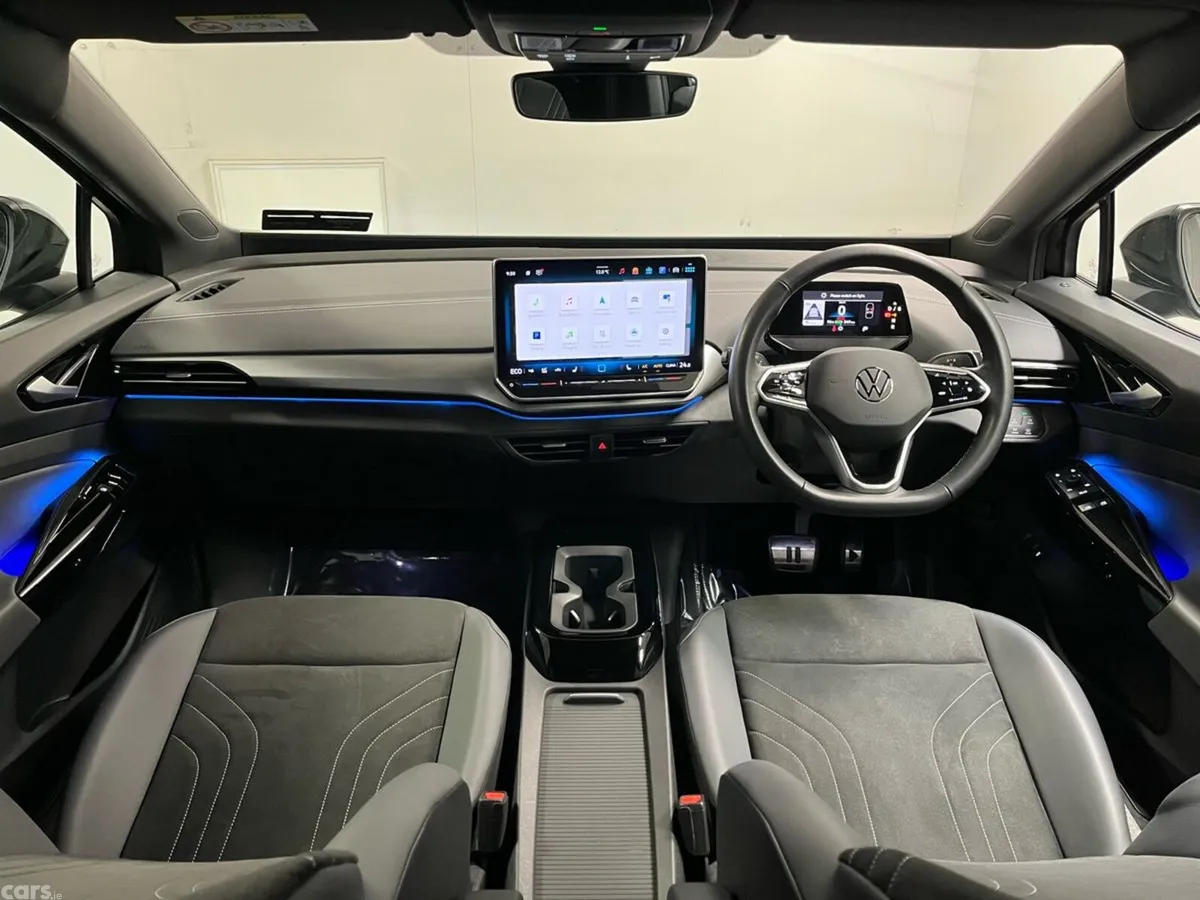 Volkswagen ID.4 SUV, Electric, 2025, Black