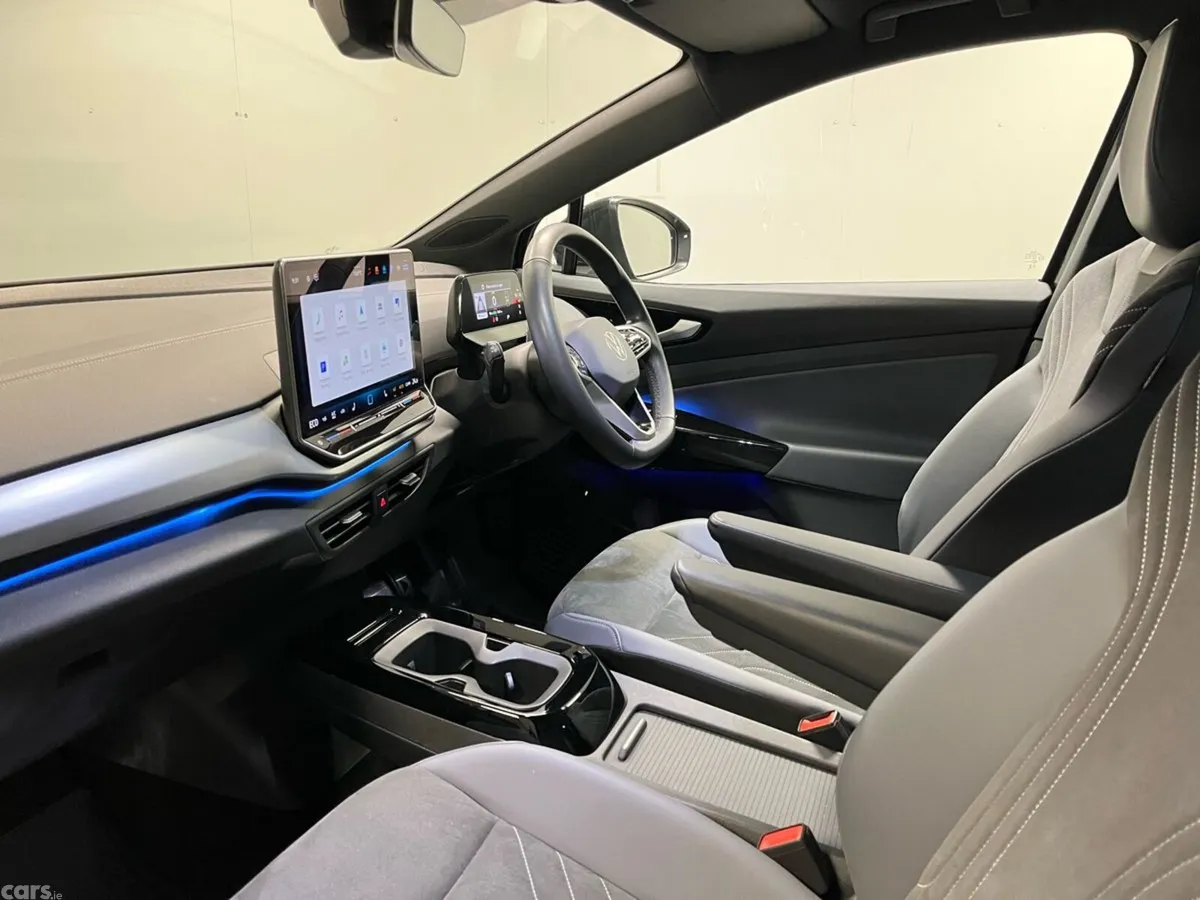 Volkswagen ID.4 SUV, Electric, 2025, Black