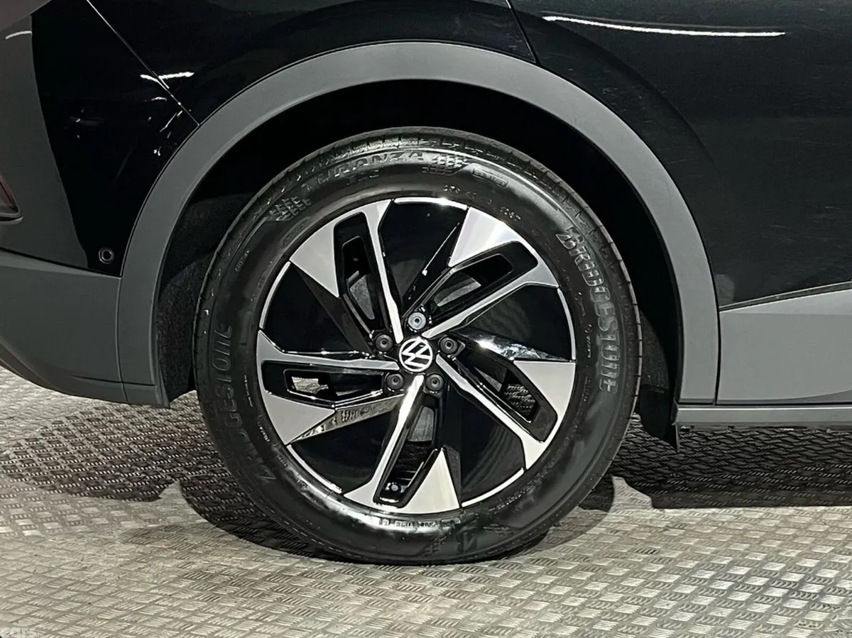Volkswagen ID.4 SUV, Electric, 2025, Black