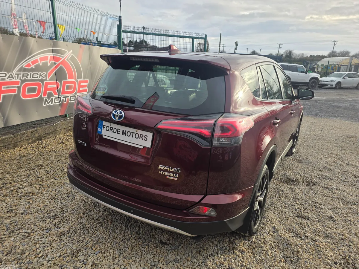 Toyota RAV4 SUV, Petrol Hybrid, 2016, Red
