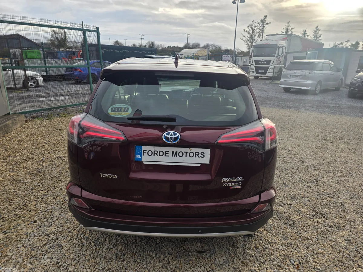 Toyota RAV4 SUV, Petrol Hybrid, 2016, Red