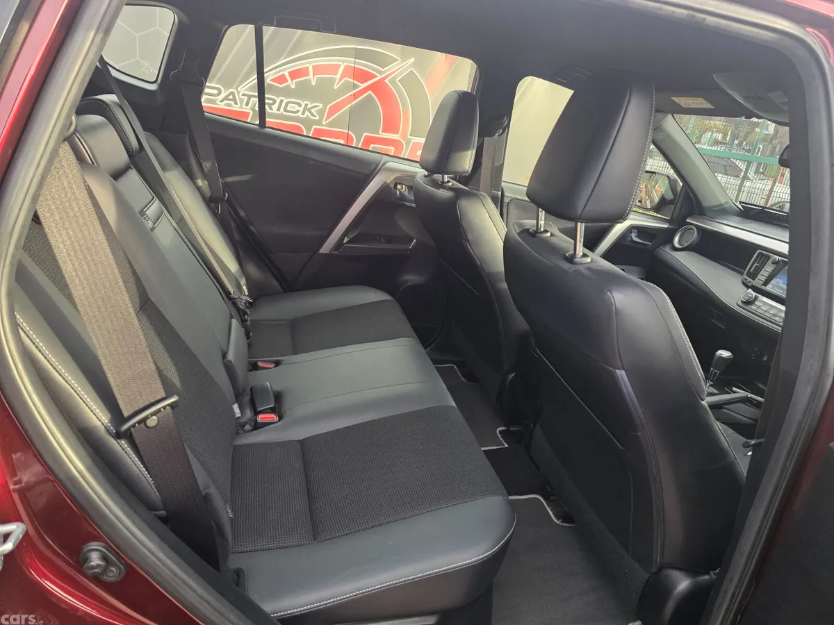 Toyota RAV4 SUV, Petrol Hybrid, 2016, Red