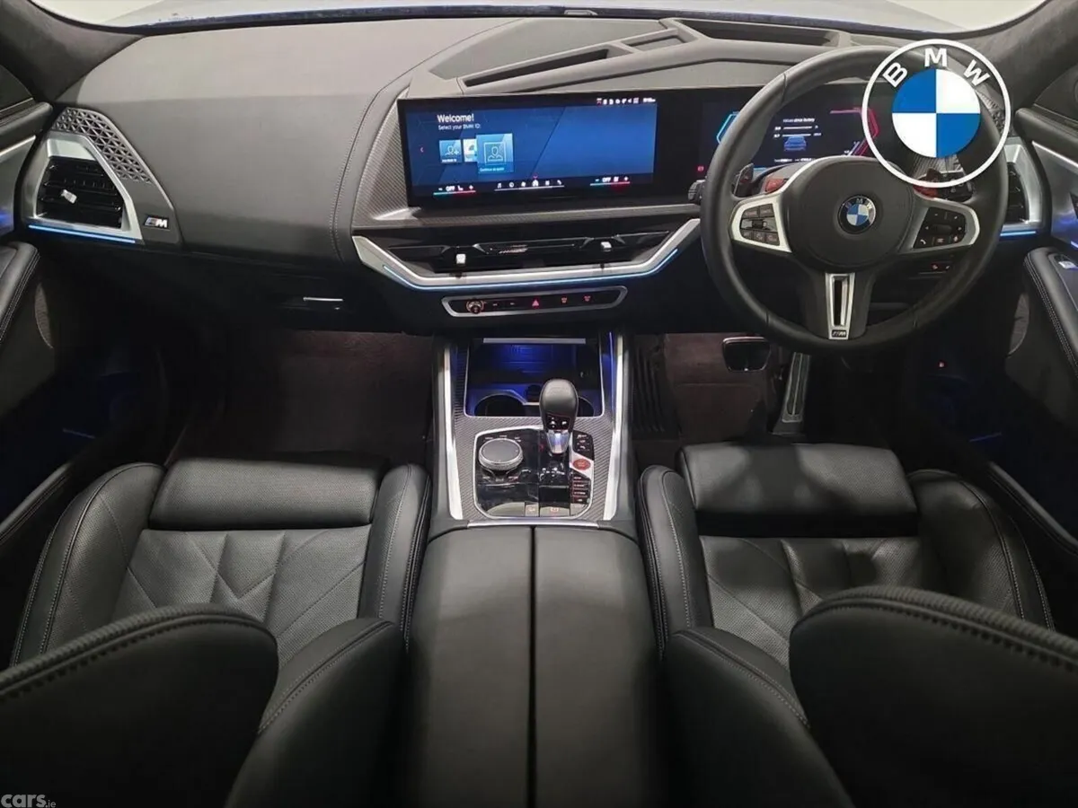 BMW XM SUV, Petrol Plug-in Hybrid, 2025, Blue