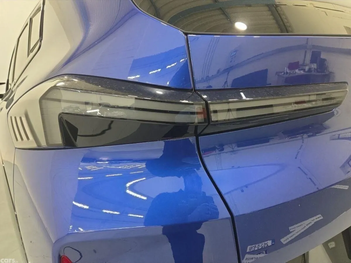 BMW XM SUV, Petrol Plug-in Hybrid, 2025, Blue