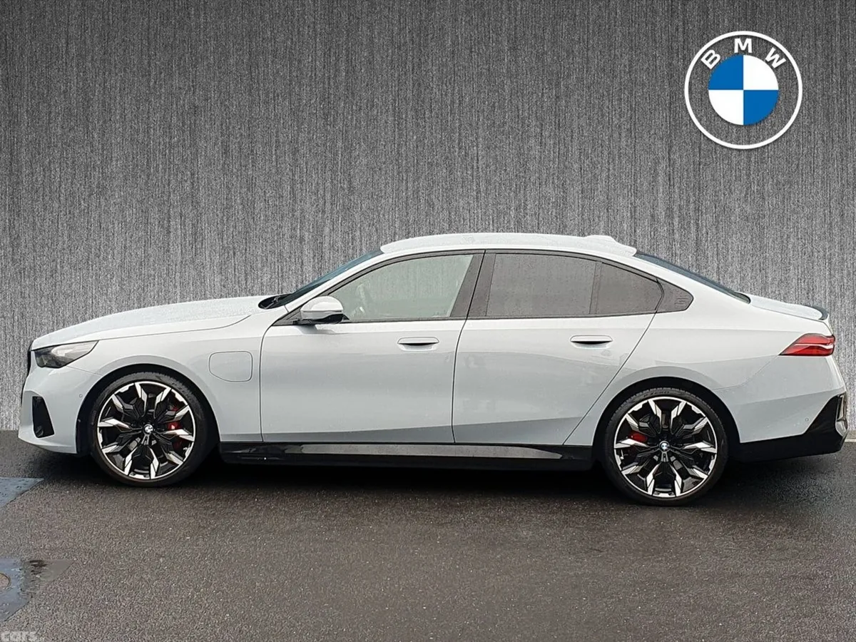 BMW 5-Series Saloon, Petrol Plug-in Hybrid, 2026, Grey