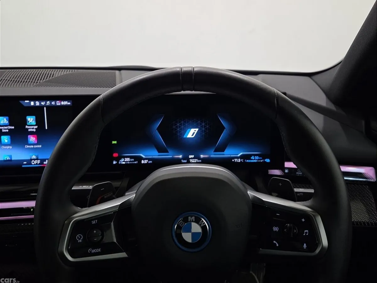 BMW 5-Series Saloon, Petrol Plug-in Hybrid, 2024, White