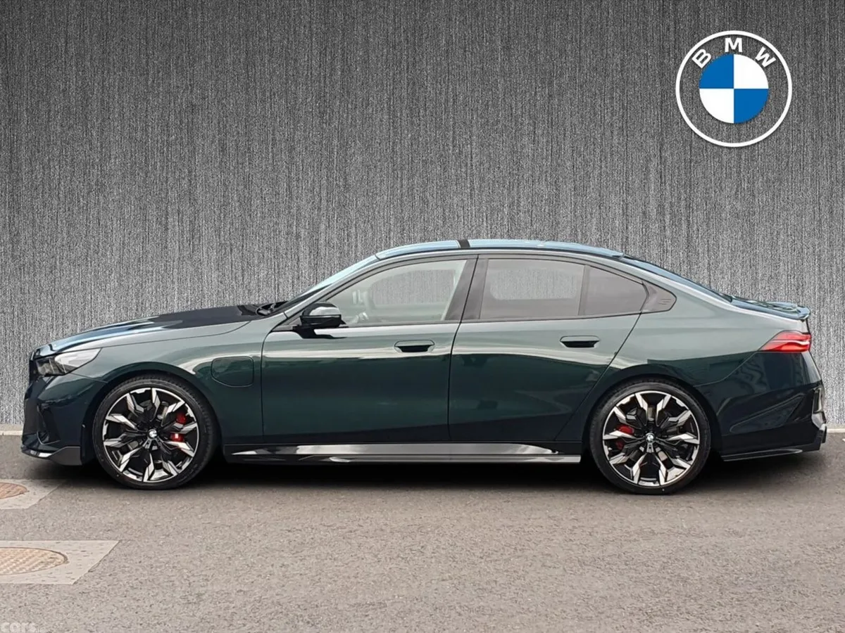 BMW 5-Series Saloon, Petrol Plug-in Hybrid, 2026, Green