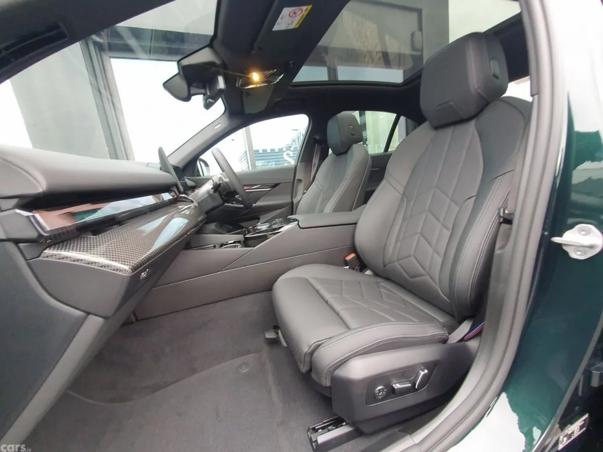 BMW 5-Series Saloon, Petrol Plug-in Hybrid, 2026, Green