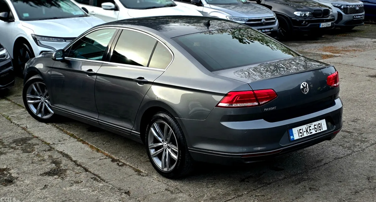 Volkswagen Passat Saloon, Diesel, 2015, Grey