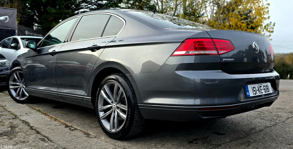 Volkswagen Passat Saloon, Diesel, 2015, Grey