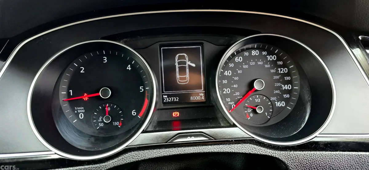 Volkswagen Passat Saloon, Diesel, 2015, Grey