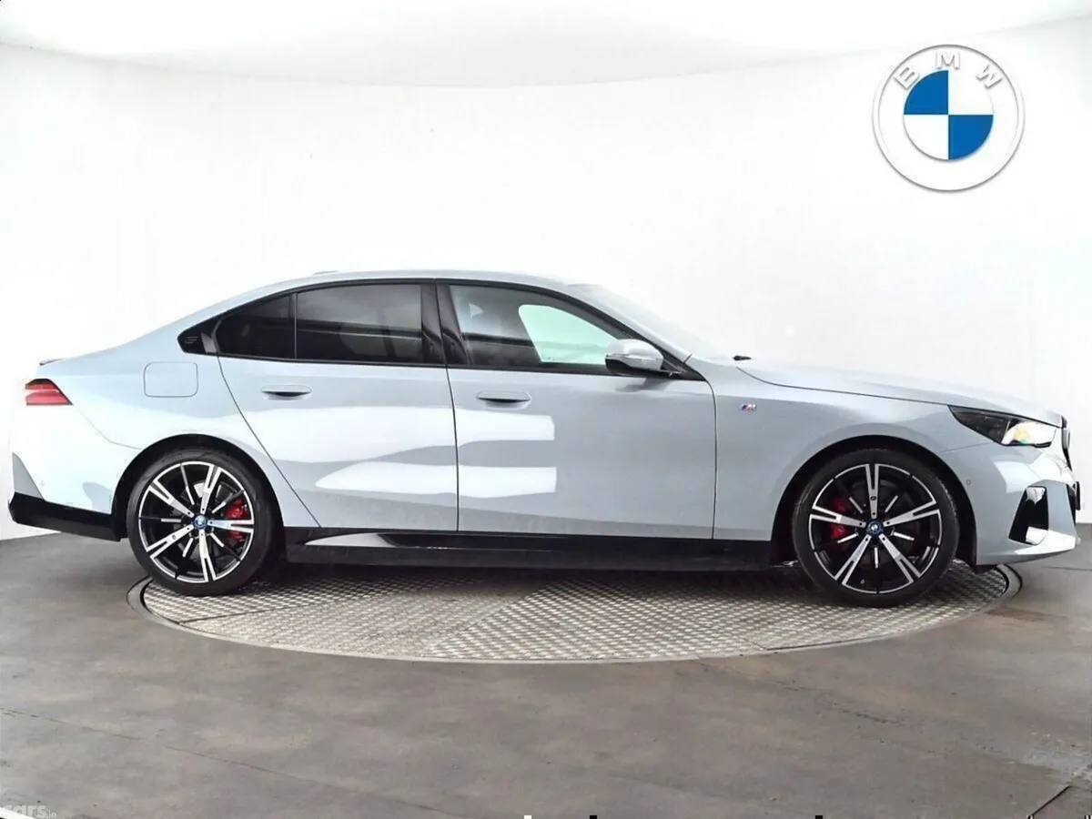 BMW 5-Series Saloon, Petrol Plug-in Hybrid, 2024, Grey
