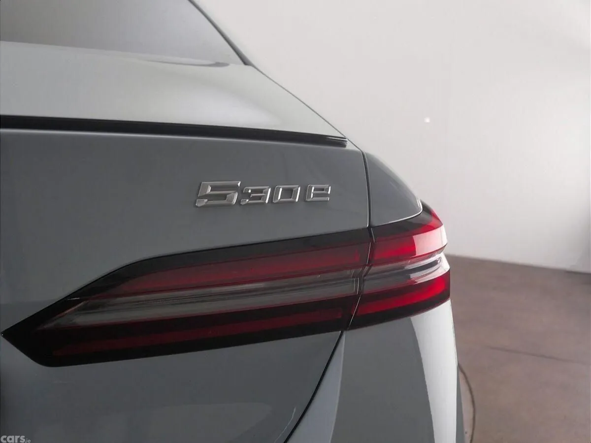 BMW 5-Series Saloon, Petrol Plug-in Hybrid, 2024, Grey