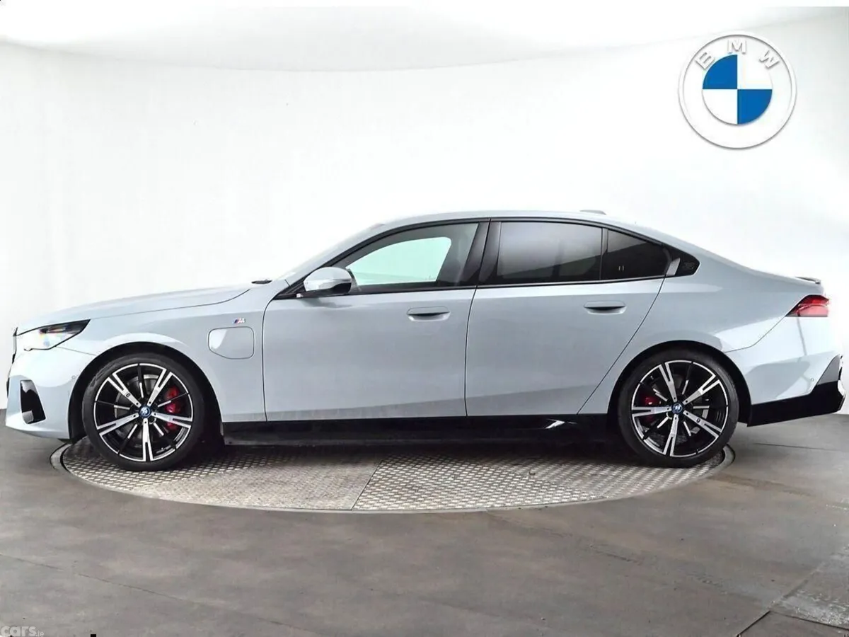 BMW 5-Series Saloon, Petrol Plug-in Hybrid, 2024, Grey