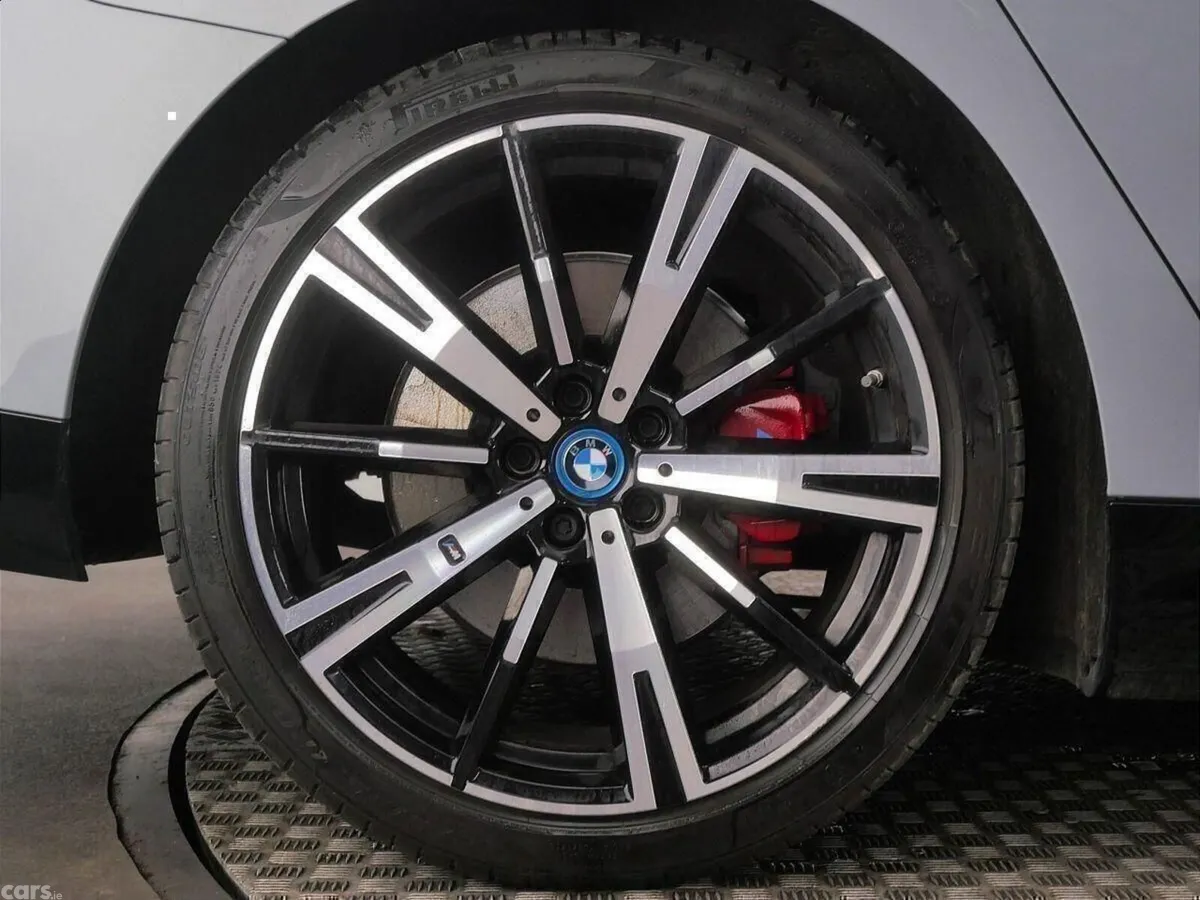 BMW 5-Series Saloon, Petrol Plug-in Hybrid, 2024, Grey