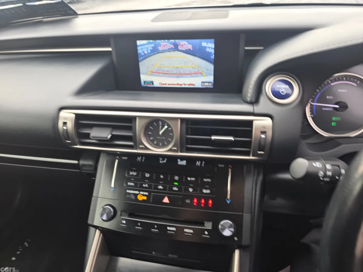 Lexus IS Saloon, Petrol Hybrid, 2013, White