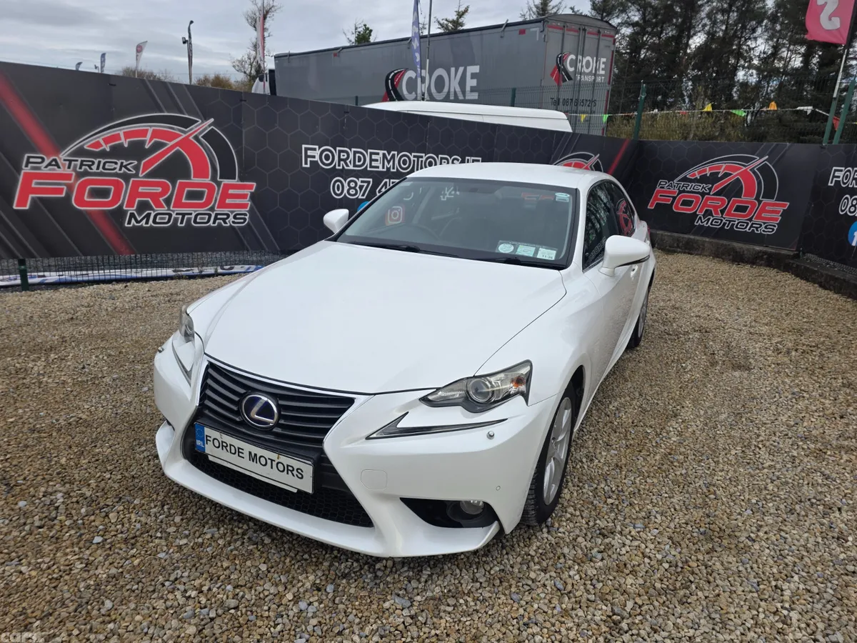 Lexus IS Saloon, Petrol Hybrid, 2013, White
