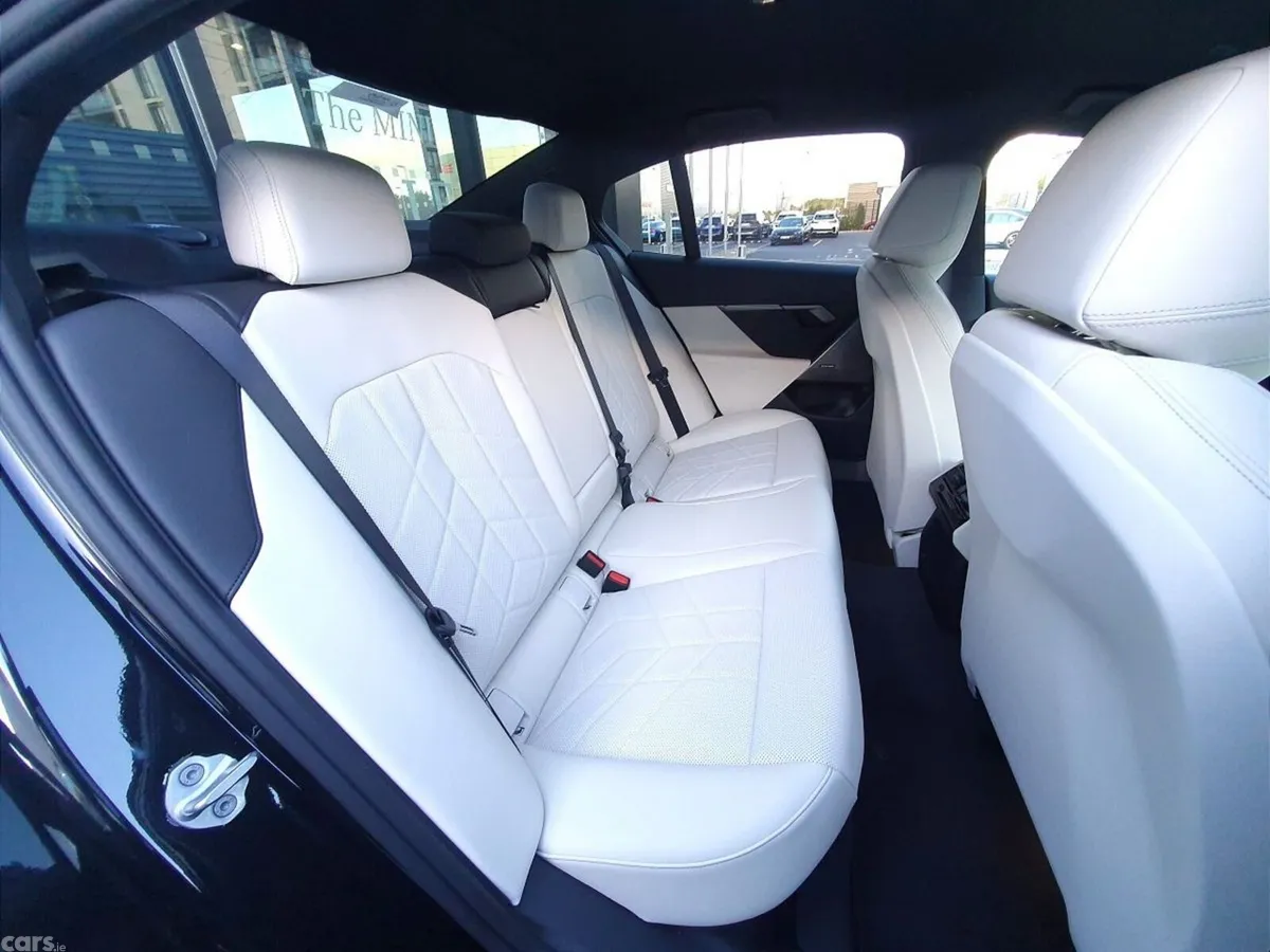 BMW 5-Series Saloon, Petrol Plug-in Hybrid, 2026, Black