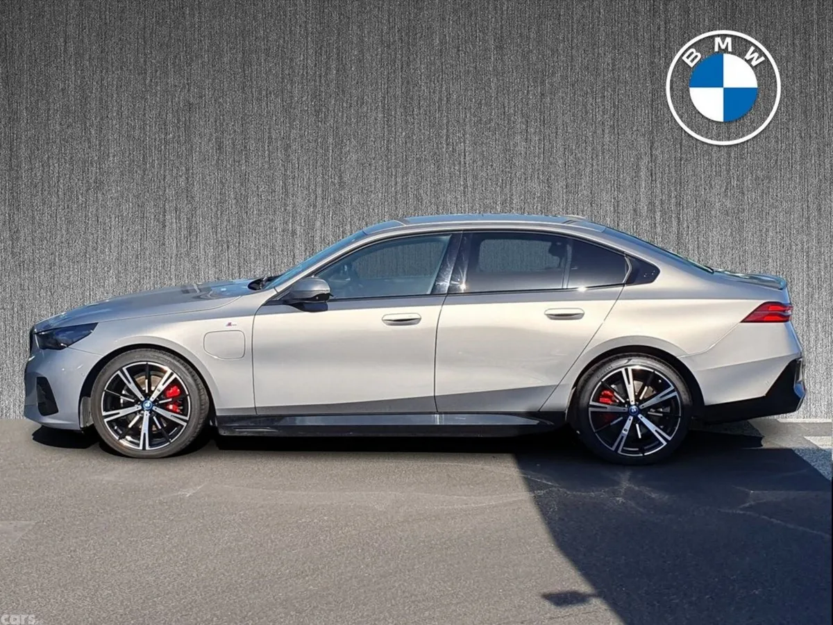 BMW 5-Series Saloon, Petrol Plug-in Hybrid, 2024, Grey