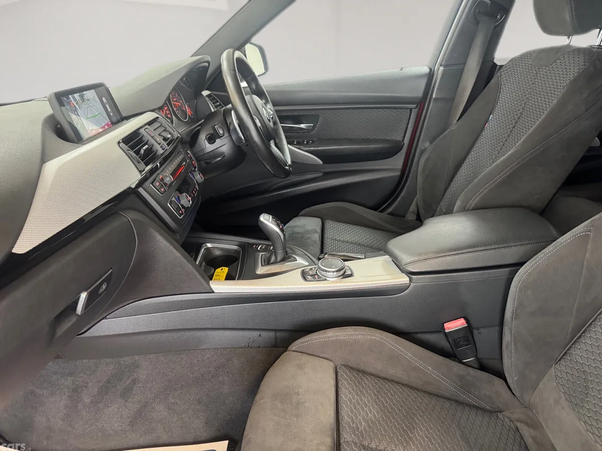 BMW 3-Series Saloon, Diesel, 2015, Red