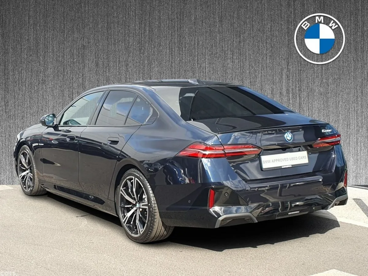 BMW 5-Series Saloon, Petrol Plug-in Hybrid, 2026, Black