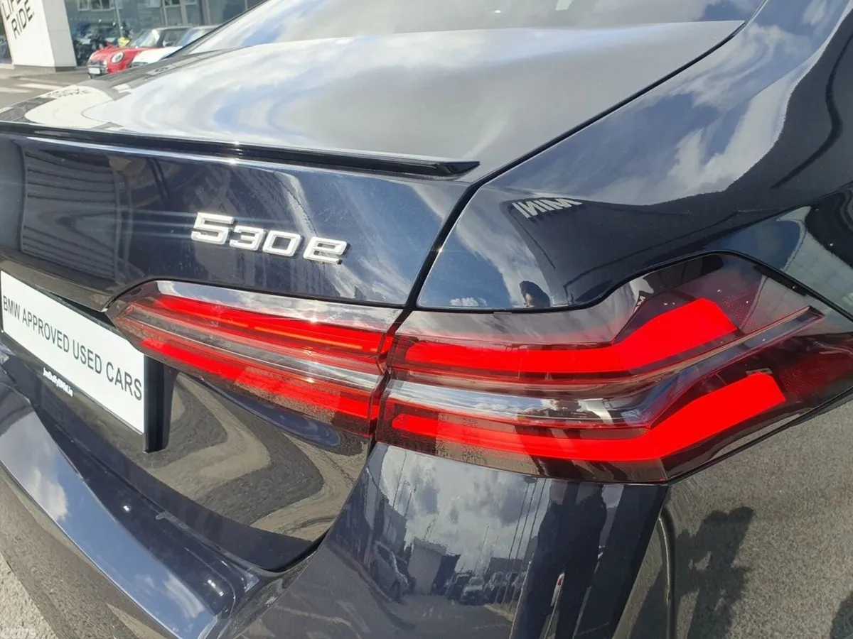 BMW 5-Series Saloon, Petrol Plug-in Hybrid, 2026, Black