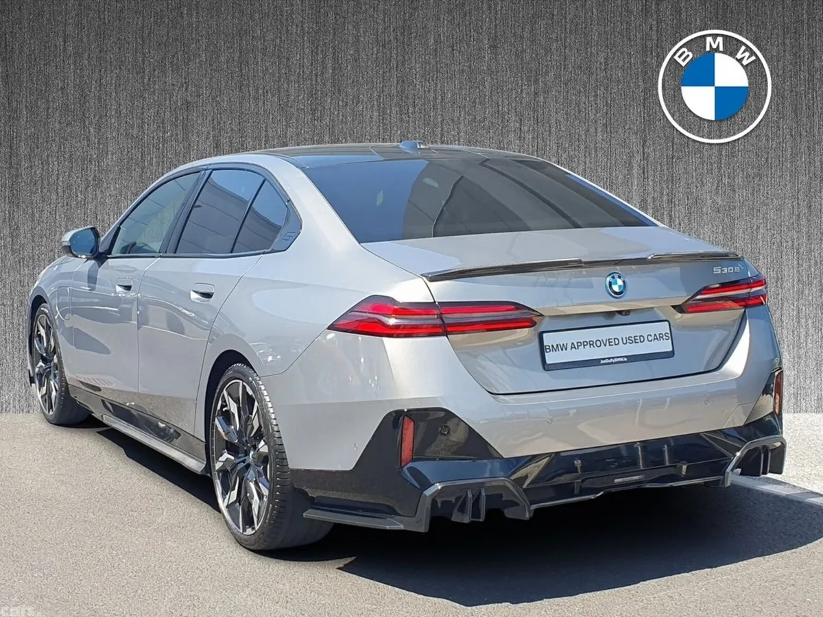 BMW 5-Series Saloon, Petrol Plug-in Hybrid, 2026, Grey