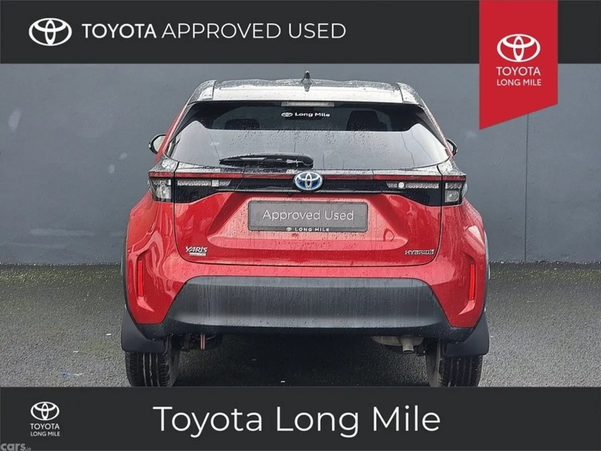 Toyota Yaris Cross Hatchback, Petrol Hybrid, 2024, Red